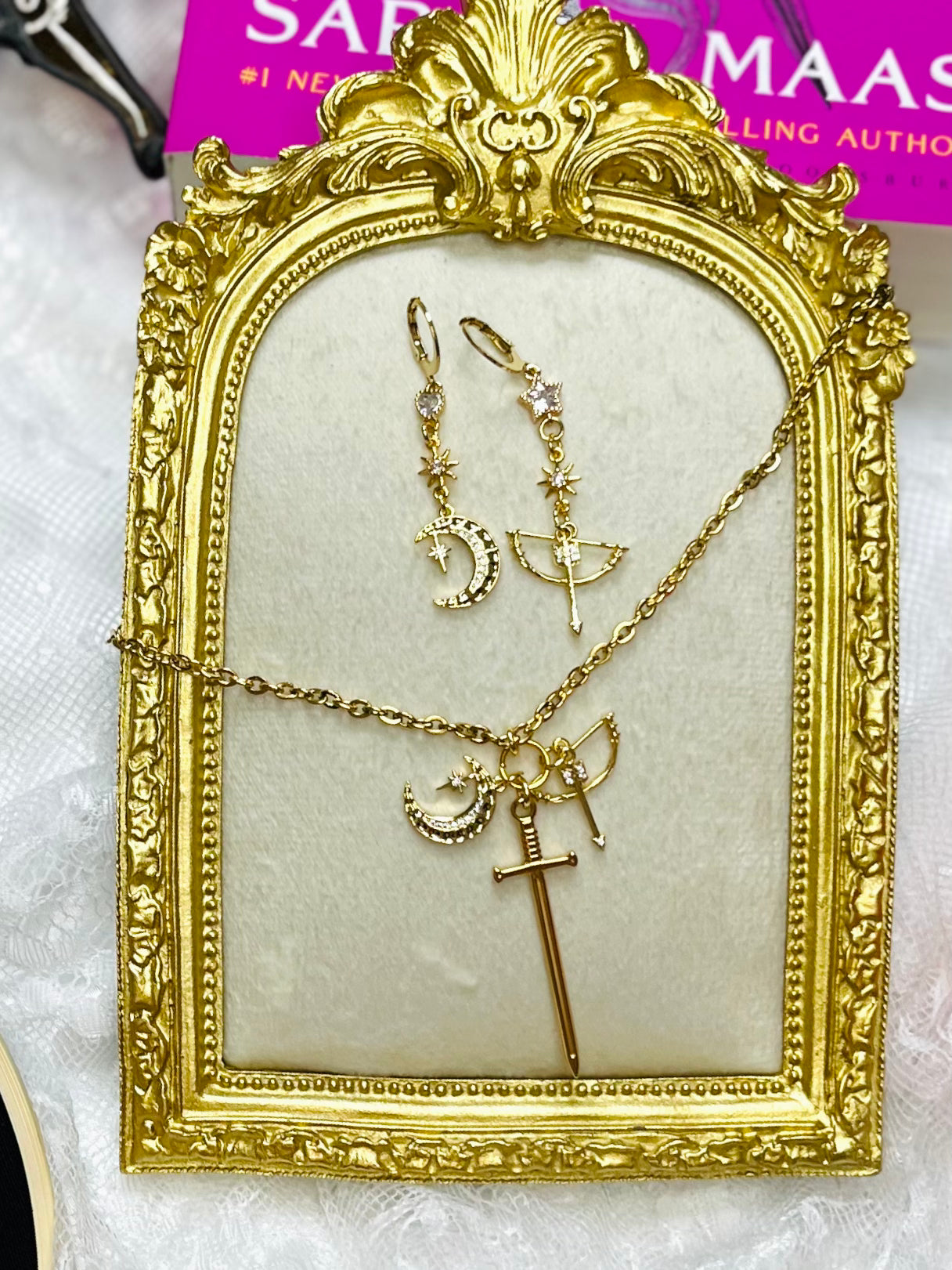 Feyre Earrings
