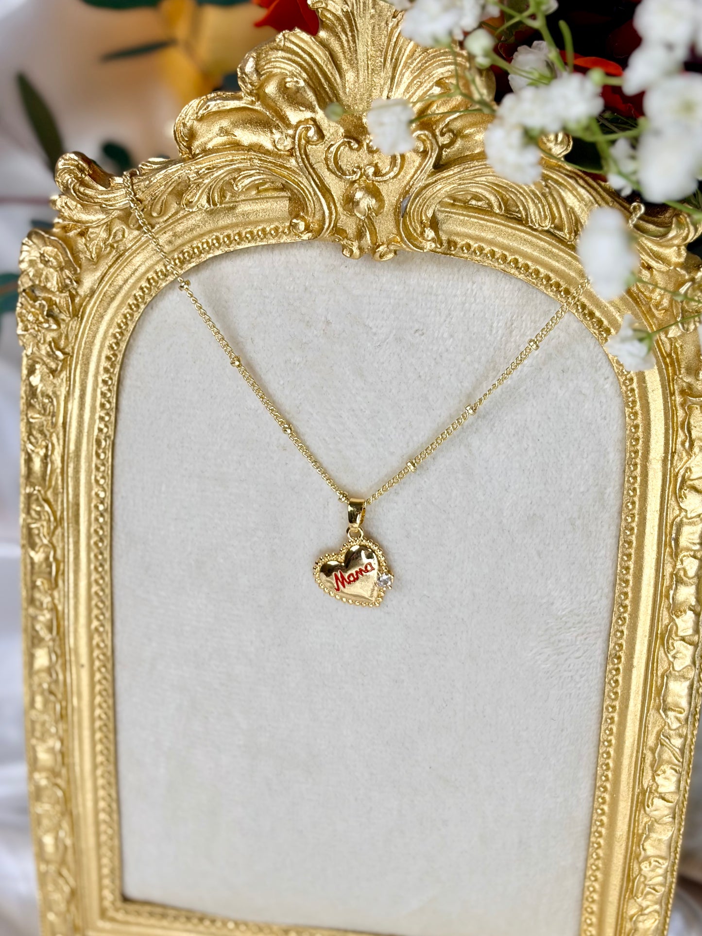 Mama Necklace