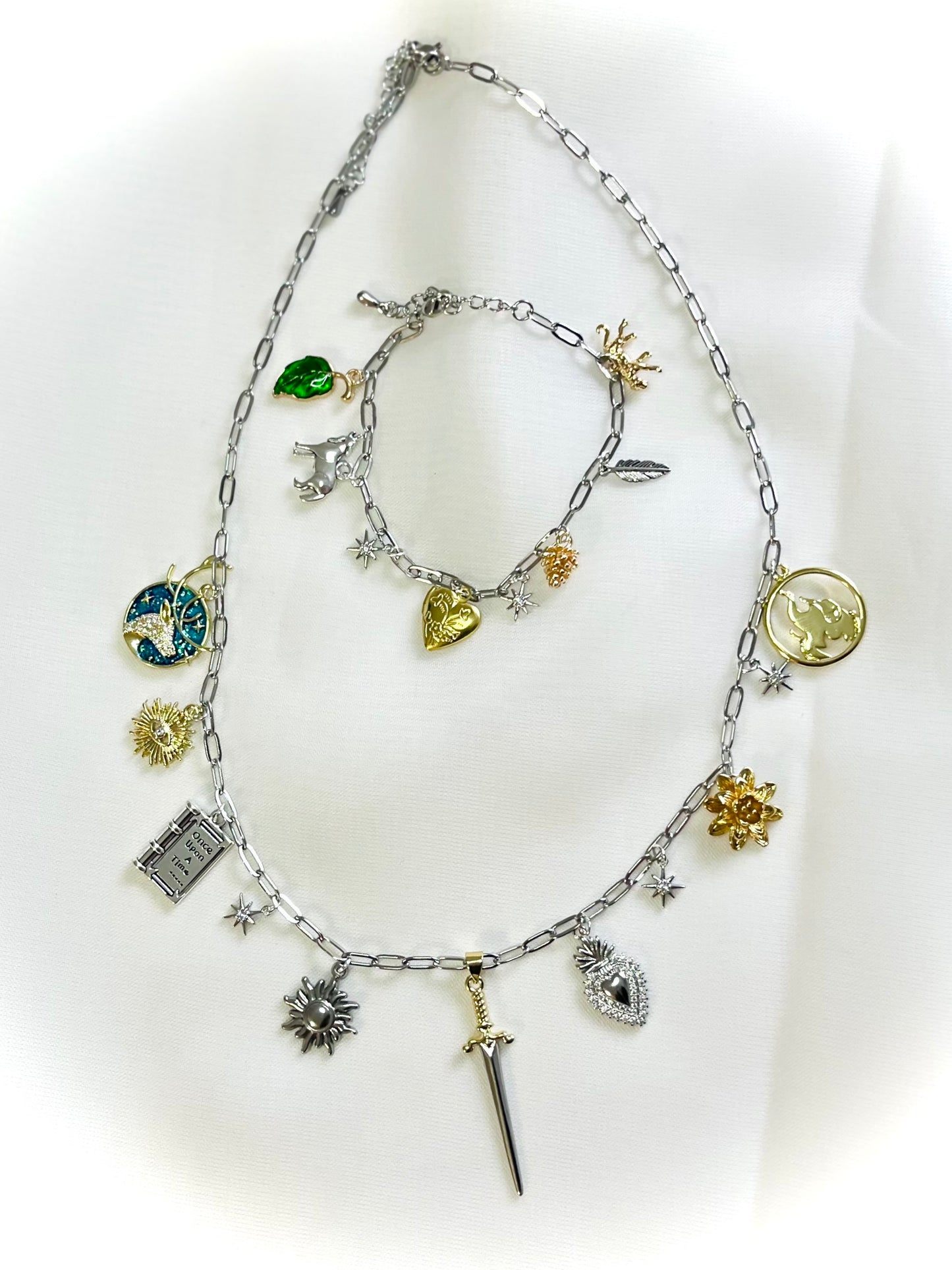 Throne of Glass Necklace