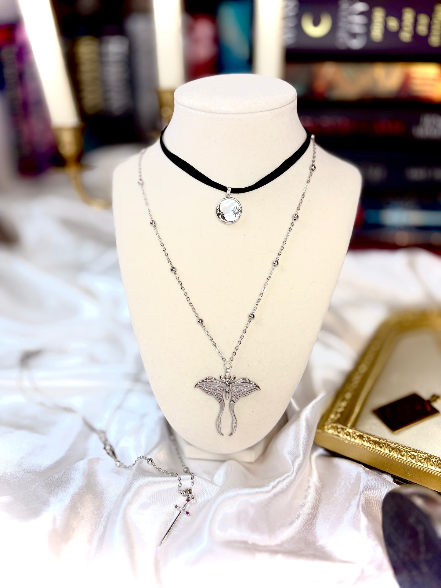 Knave Necklace
