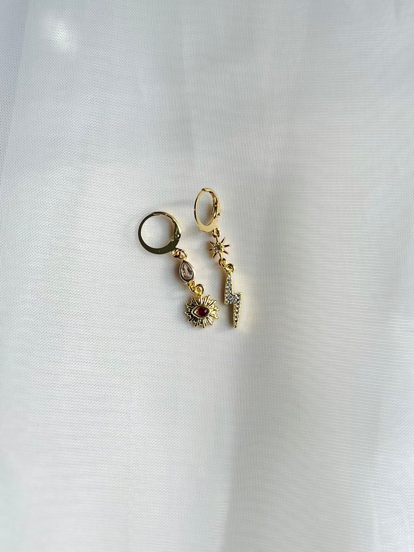 Fourth Wing Earrings