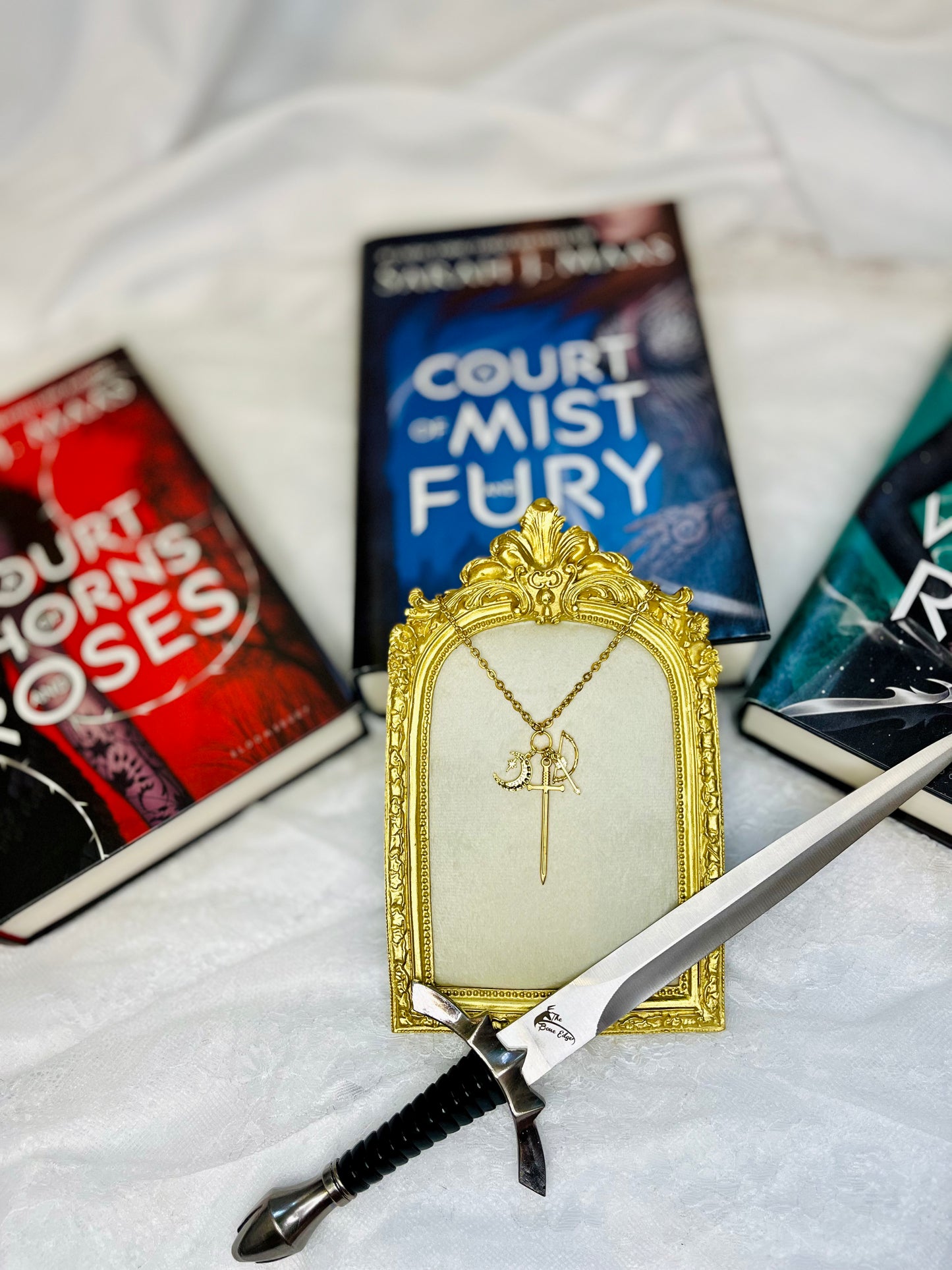 ACOTAR Cluster Necklace