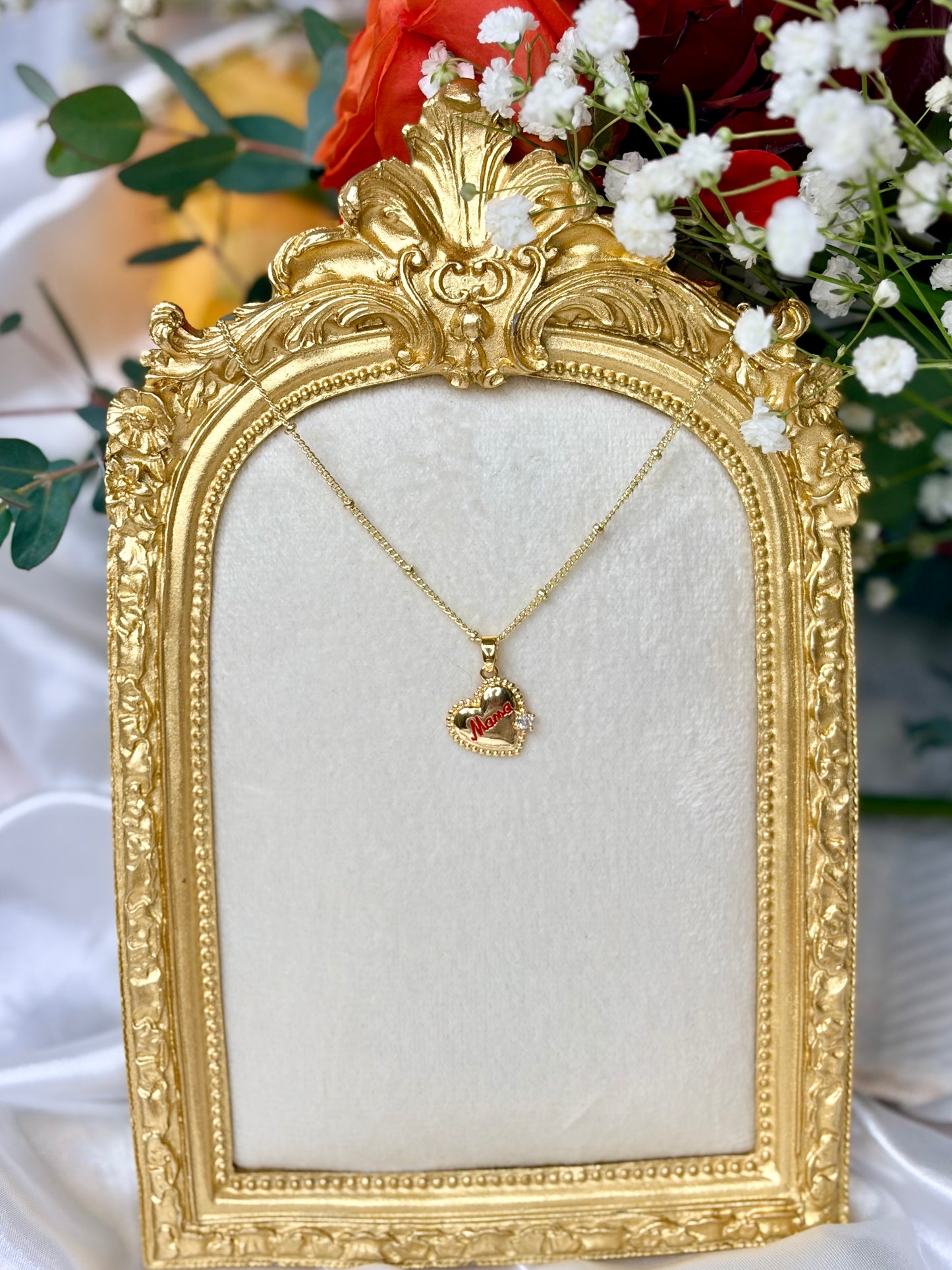 Mama Necklace